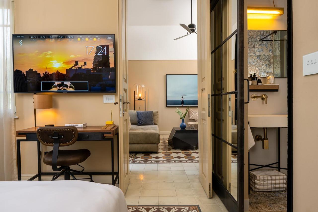 Executive One Bedroom Suite with Balcony,1247901364:JPEG