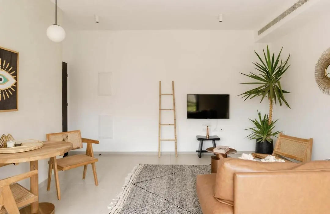AYA Boutique Aparthotel-1