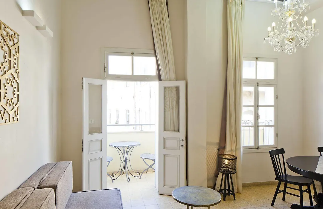 The Clock - Tel Aviv Jaffa Luxury Suites-1