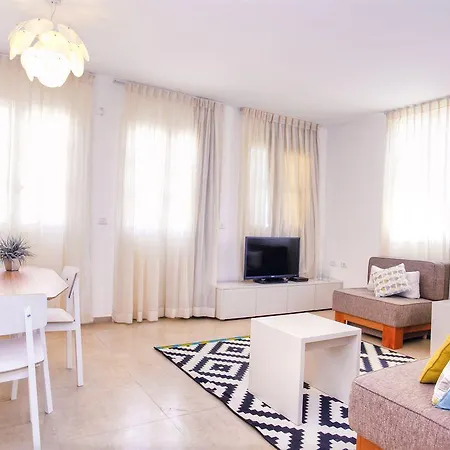 The Clock - Tel Aviv Jaffa Luxury Suites-3