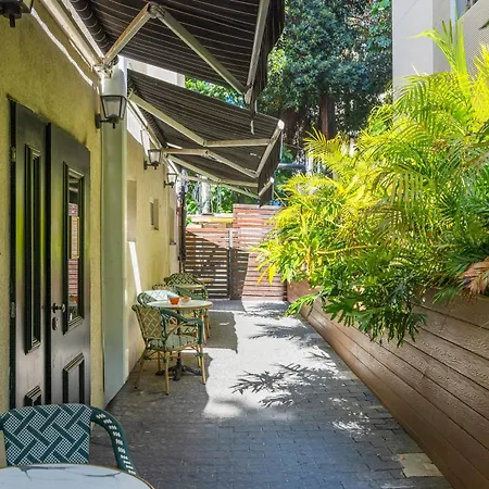 Dizengoff Avenue Boutique Hotel - By Echo Hotels-2